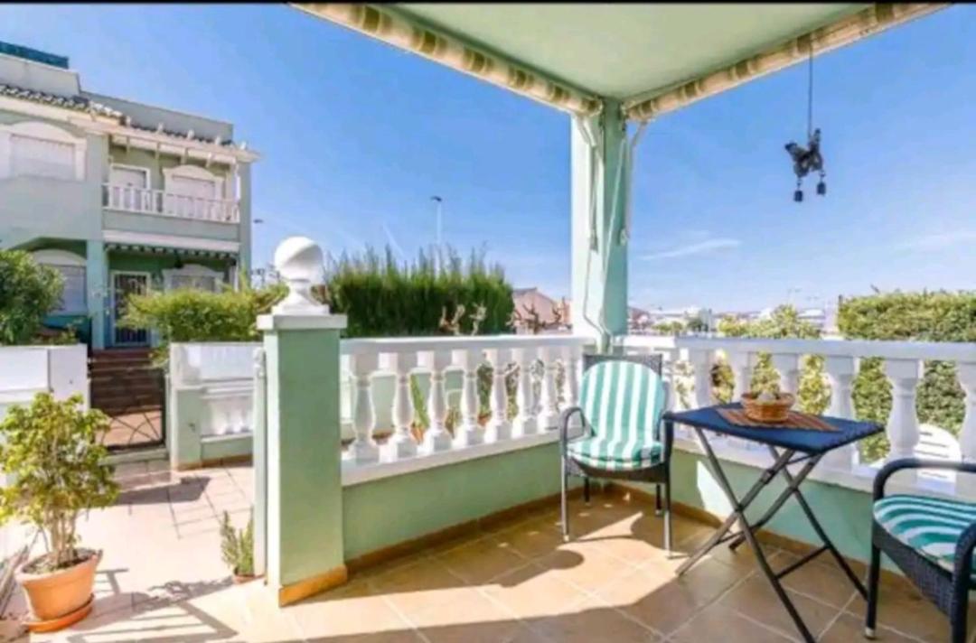 Bungalow Adaptado, Terraza Muy Grande Y Soleada. Gran Alacant Zewnętrze zdjęcie