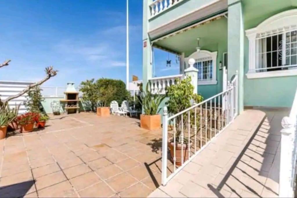 Bungalow Adaptado, Terraza Muy Grande Y Soleada. Gran Alacant Zewnętrze zdjęcie
