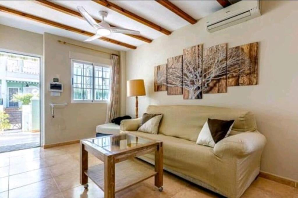 Bungalow Adaptado, Terraza Muy Grande Y Soleada. Gran Alacant Zewnętrze zdjęcie